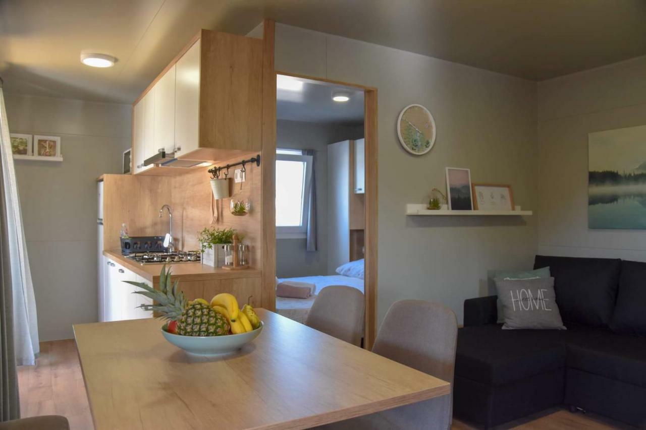 Mobile Home Laura Тисно Экстерьер фото