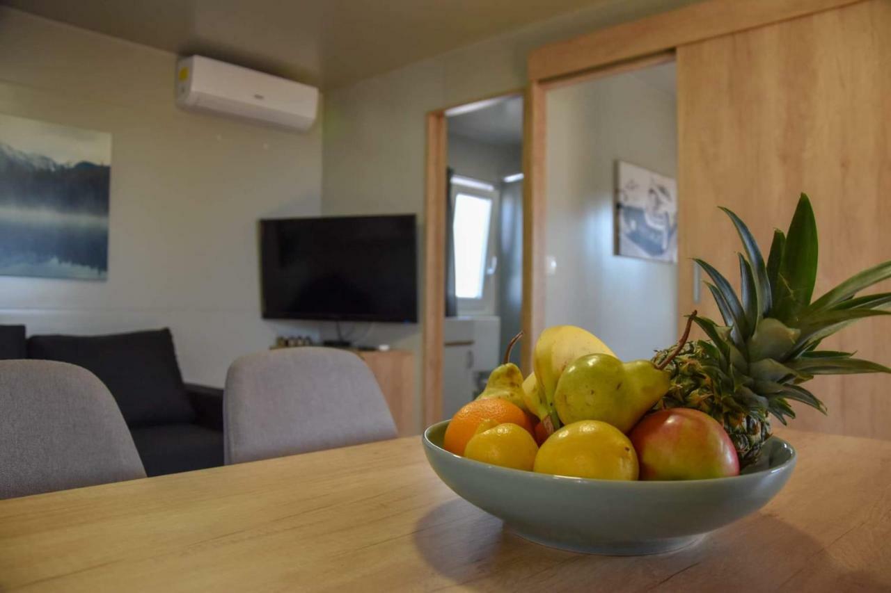 Mobile Home Laura Тисно Экстерьер фото